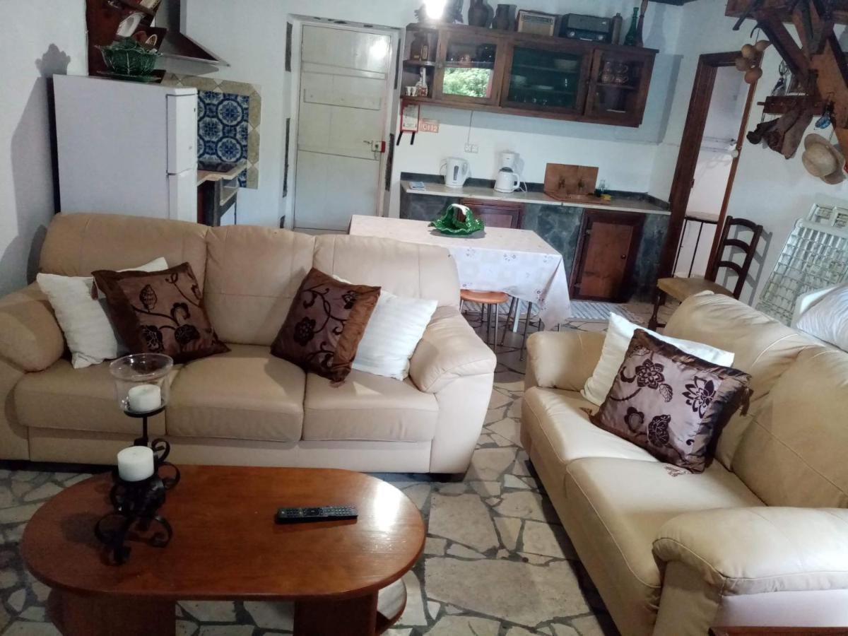 Adega Dos Virgilios Villa Madalena  Ngoại thất bức ảnh