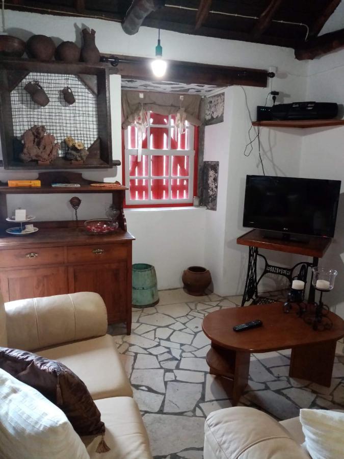 Adega Dos Virgilios Villa Madalena  Ngoại thất bức ảnh